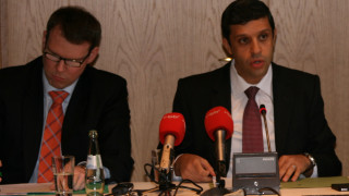 Raed Saleh und Florian Graf bei der Pressekonferenz zum Doppelhaushalt 2014/15